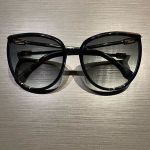 Fendi sunglasses! Brand new!!